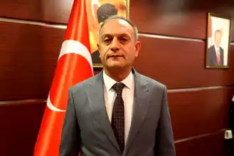 Elazığ'da Ambulansa Fermuar Sistemi İle Yol Verildi