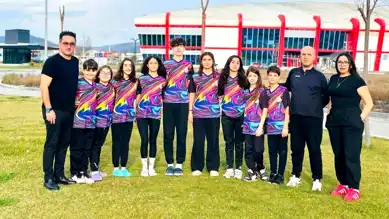 Elazığ'dan 3 Altın Madalya! Paletli Yüzmede Büyük Başarı