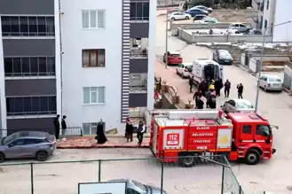 Elazığ'da Apartmana Araç Düştü, 1 Yaralı