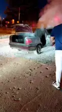 Elazığ'da Araç Yanması: İtfaiye Hızlı Müdahalede Bulundu
