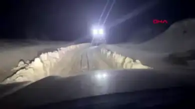 Elazığ'da Karlı Köy Yolları Açılıyor