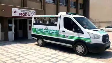 Elazığ'da Muhtar Çatıdan Düşerek Hayatını Kaybetti