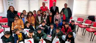 Elazığ Öğrencileri Kızılay'ı Ziyaret Etti