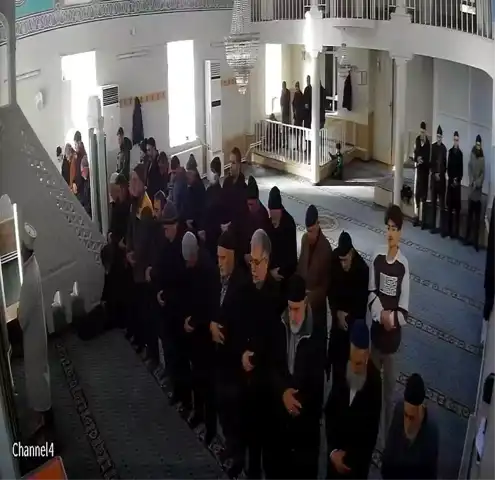 Elazığ Camisinde Torpil Panik Yaratı!