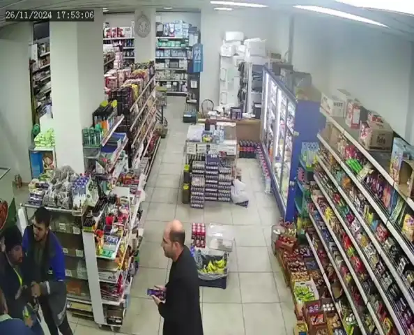 Nefes Borusuna Portakal Kaçan Kişi Heimlich Manevrası İle Kurtarıldı