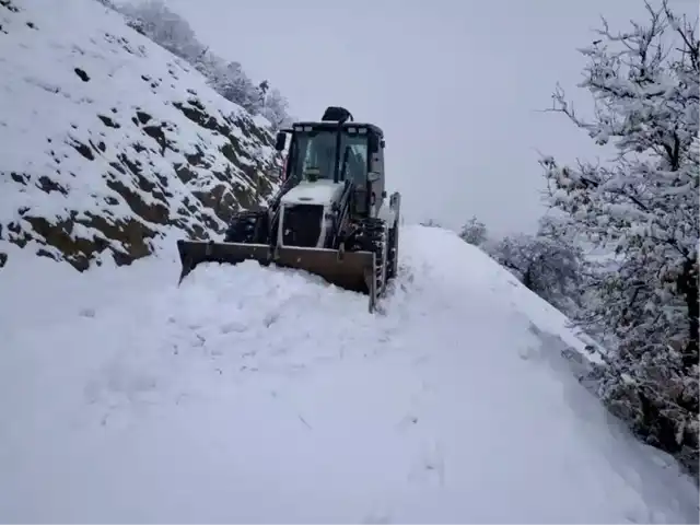 Elazığ'da 17 Köy Yolu Açıldı