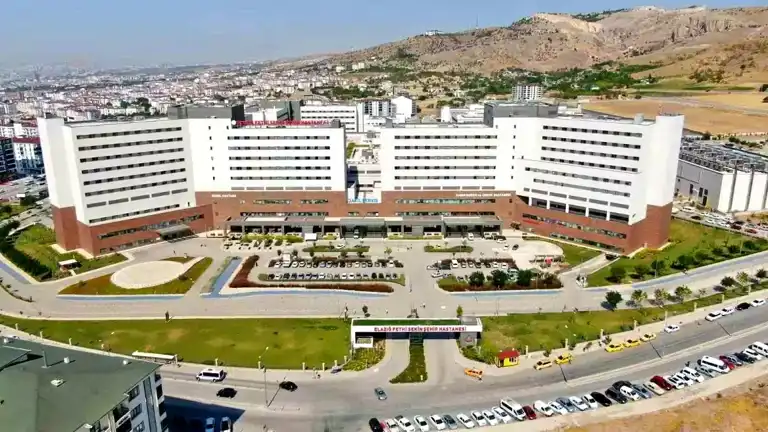 Elazığ'da 9 Yaşındaki Çocuk Kuduza Yenik Düştü