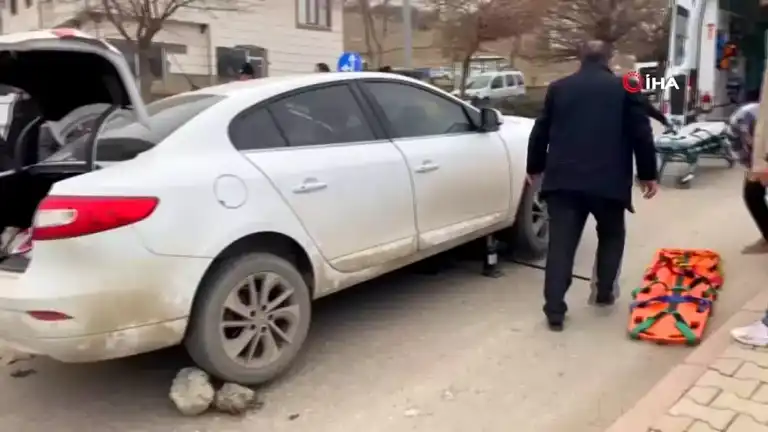 Elazığ'da Moto Kurye Kazası: Sürücü Hastanede