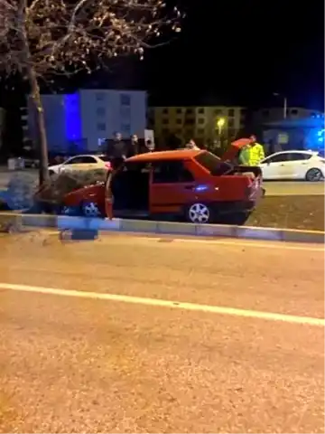 Elazığ'da Tofaş Kazası: 1 Yaralı