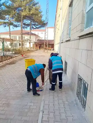 Elazığ Okulları Hükümlüler Tarafından Temizlendi
