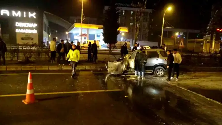 Malatya'da Lastik Patlaması Sonucu Kaza: Sürücü Yaralandı
